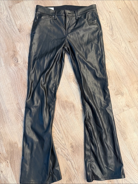 GAP Pants - Women’s Black Faux Leather Jeans - Classic Slim Fit